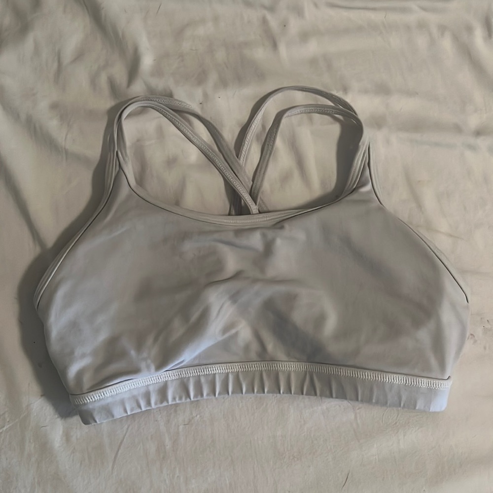 Born primitive sports bra.